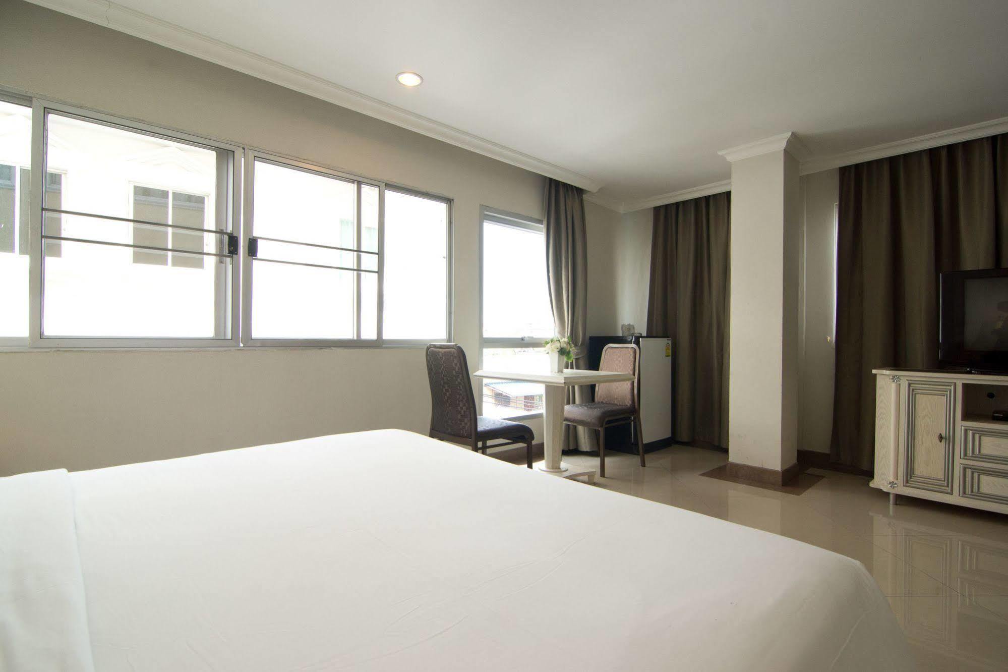 Aparthotel Lk Mansion Pattaya Exterior foto
